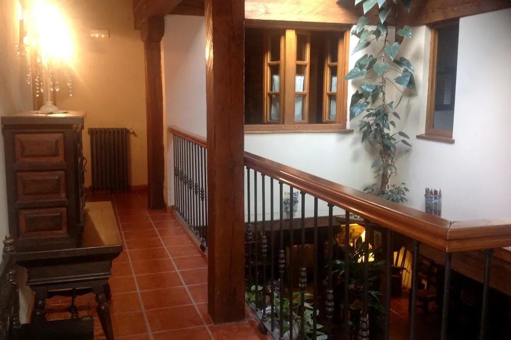 Hotel Rural Posada El Trenti de Corona