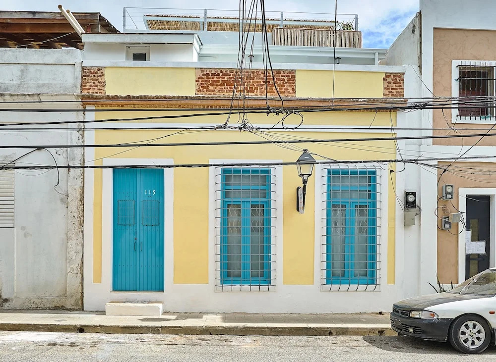 Colonial Beach House