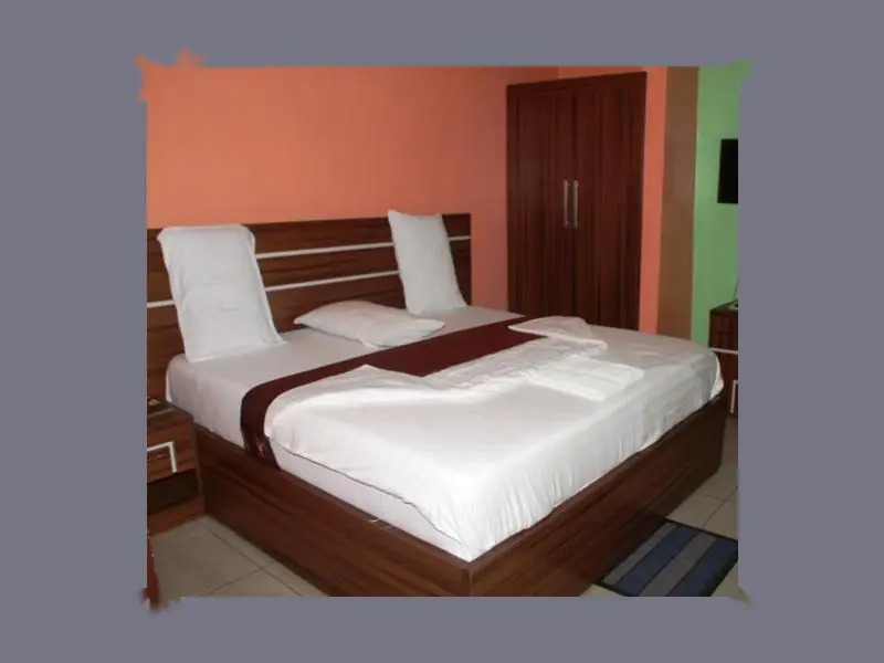 Londa Hotels