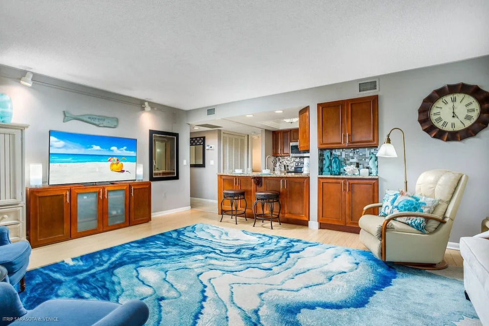 Midnight Cove II Bldg 1, 1st Fl on the Bay