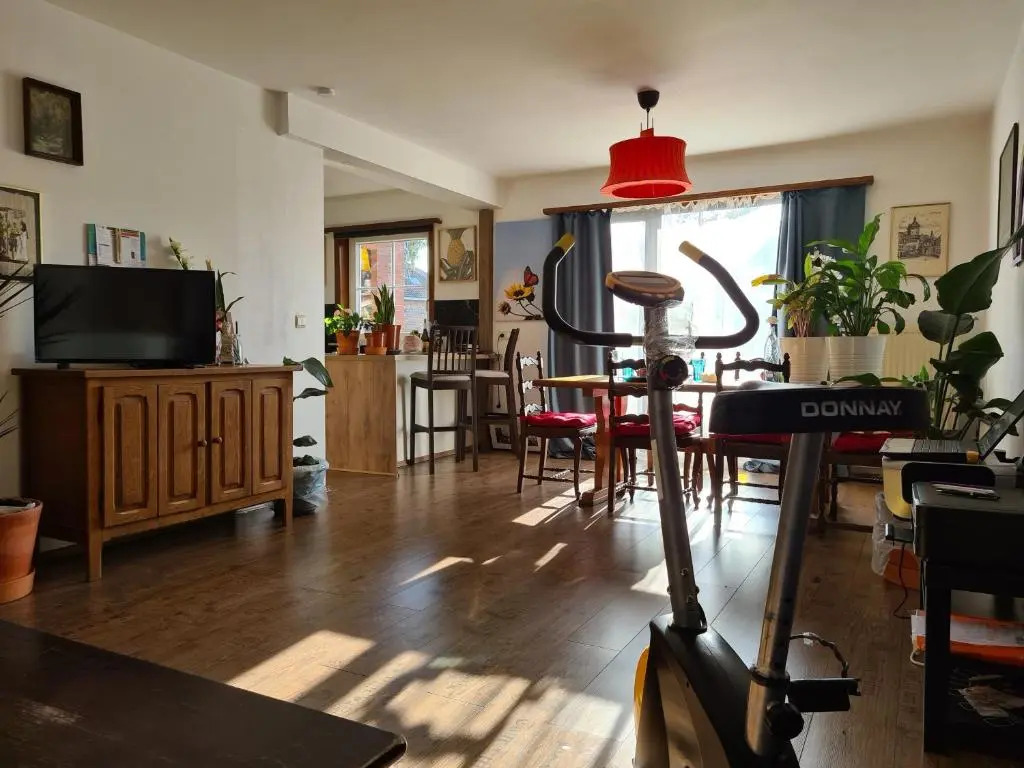 Airport Residence