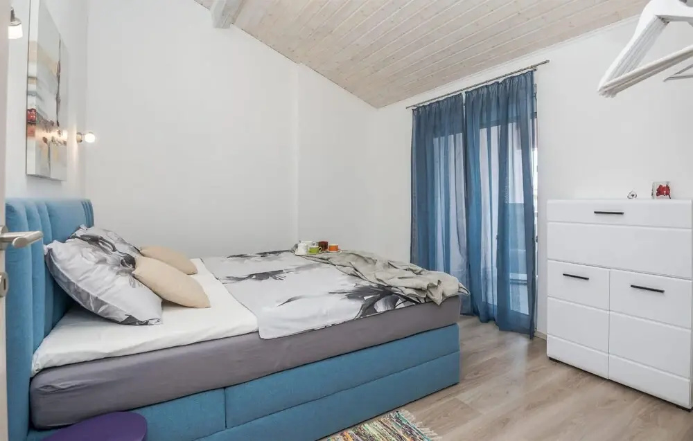 Stunning Home in Benkovac With Wifi, 3 Bedrooms and Outdoor Swimming Pool
