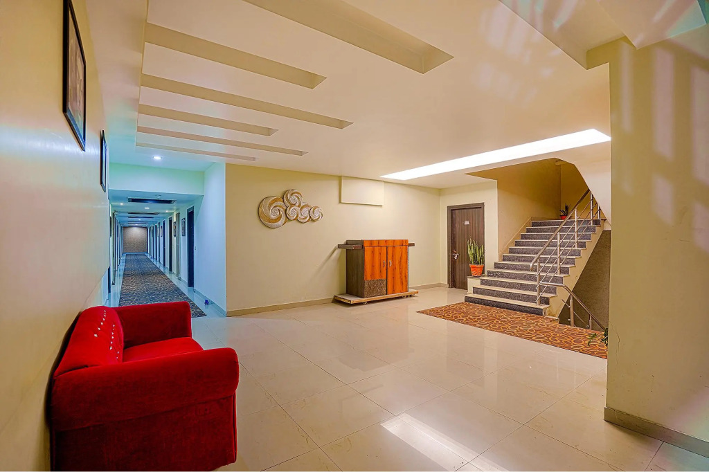 FabHotel Prime Z Grand