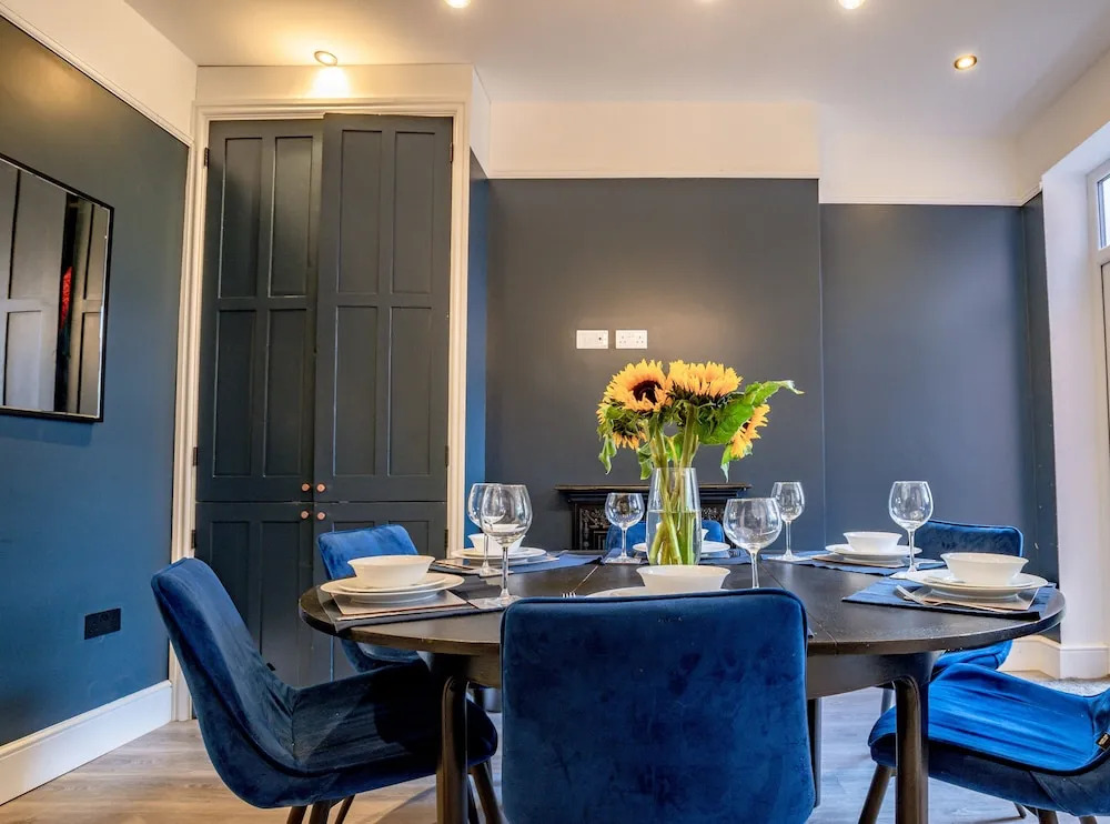 Exquisite renovation in central location