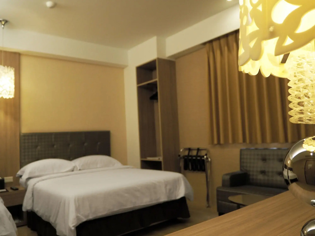 The Riverside Hotel Hengchun