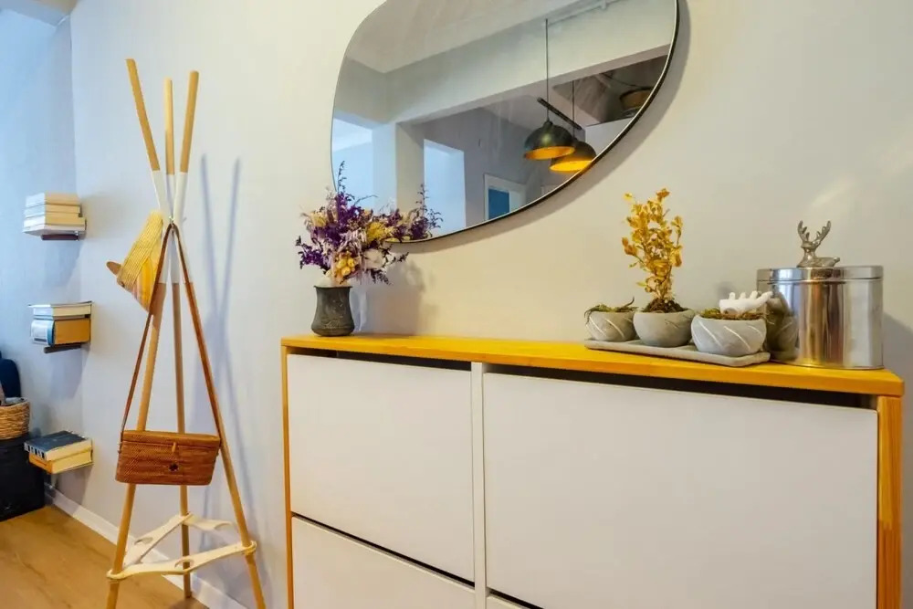 Eclectic Flat Near Metro With Terrace in Kadikoy