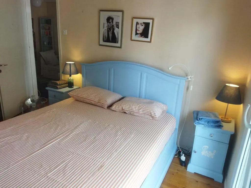 An apartment for 2-4 friends.