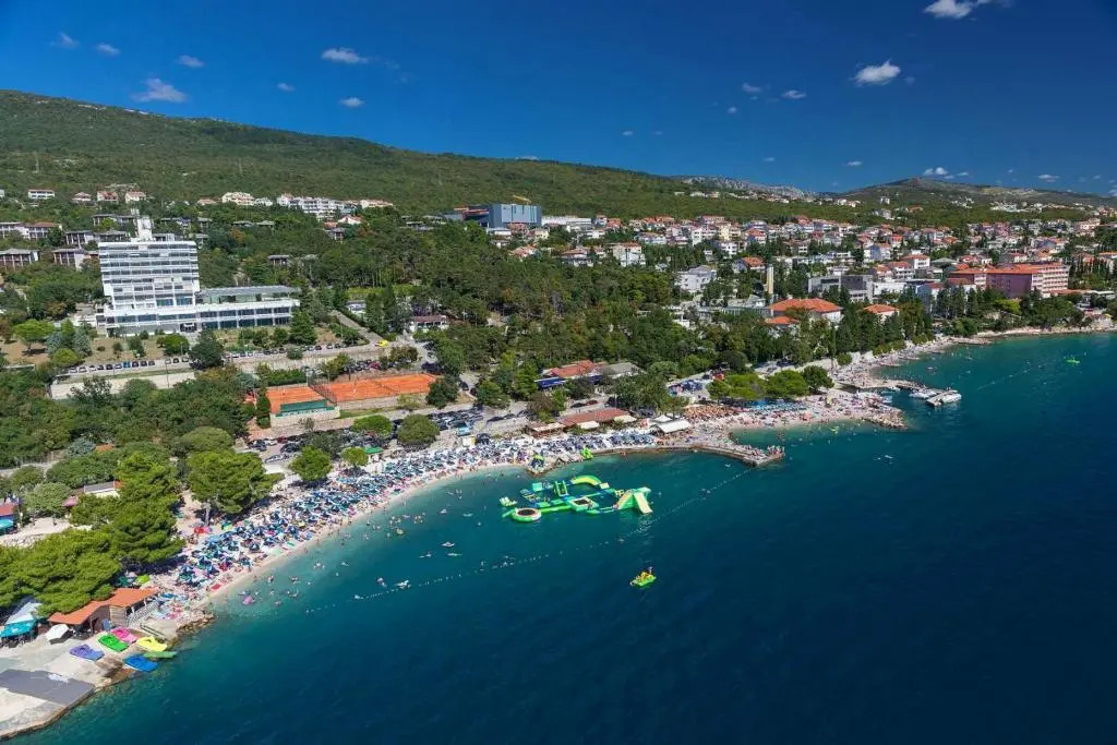 Apartments with parking space Dramalj, Crikvenica - 18467