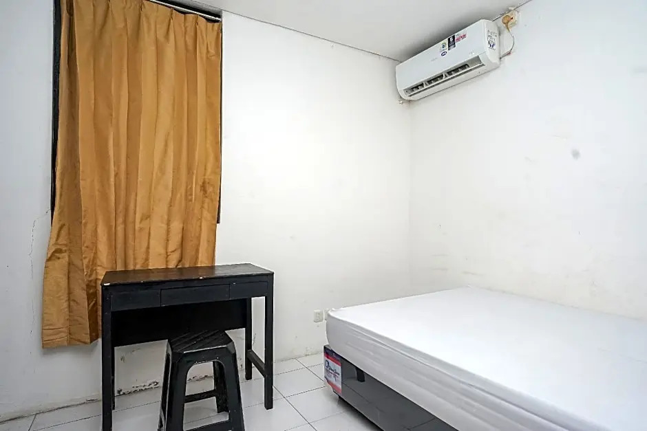 KoolKost syariah near Universitas Indonesia 3