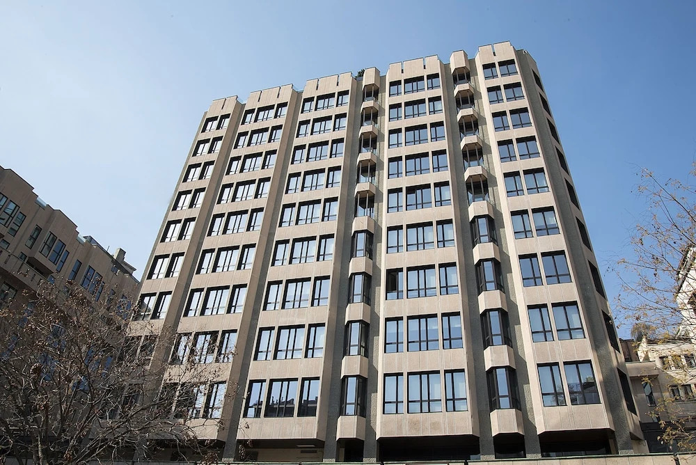 easyhomes - Central Tower