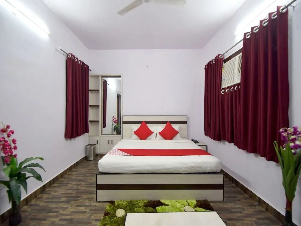 OYO 23553 Padamgarh Residency