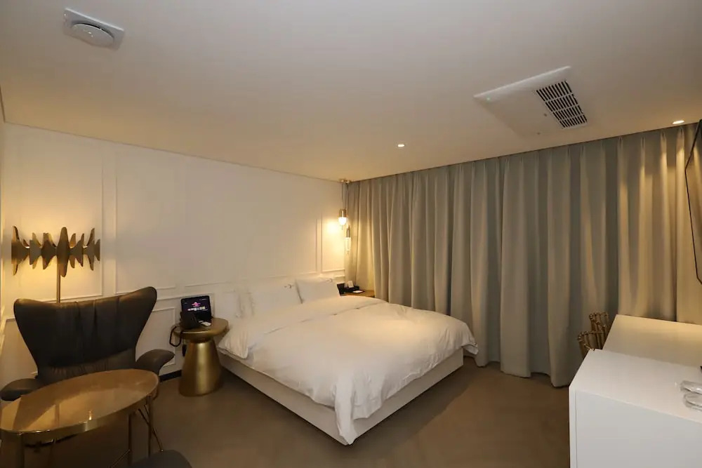Lesign Hotel