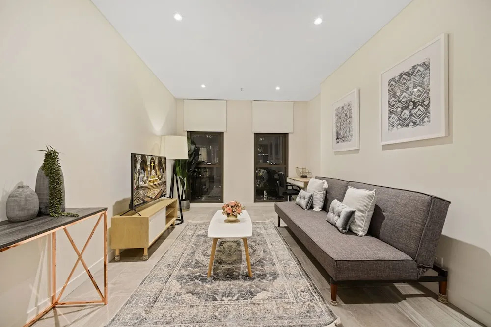 New 2 Bedroom Apt Minutes Walking to Darling Harbour