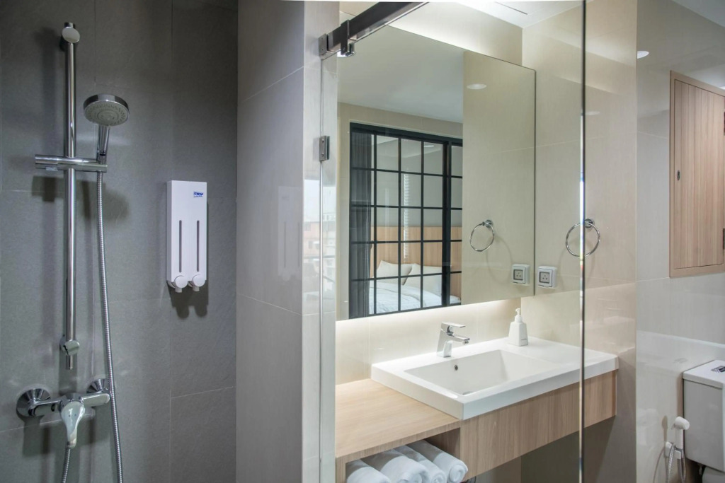 Mii Hotel Srinakarin - Sukhumvit