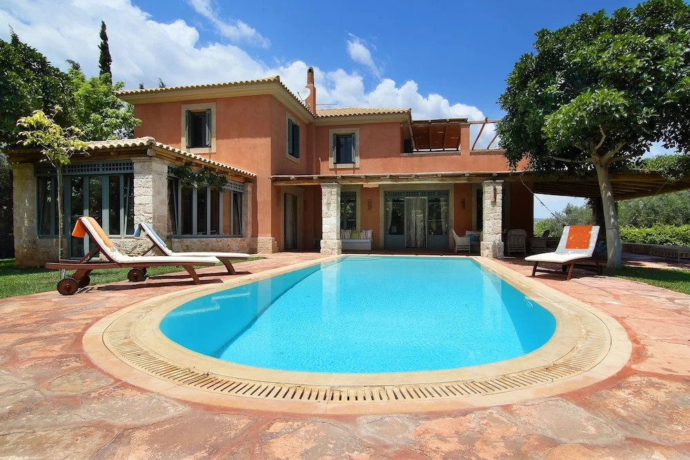 Vouliagmeni Villa