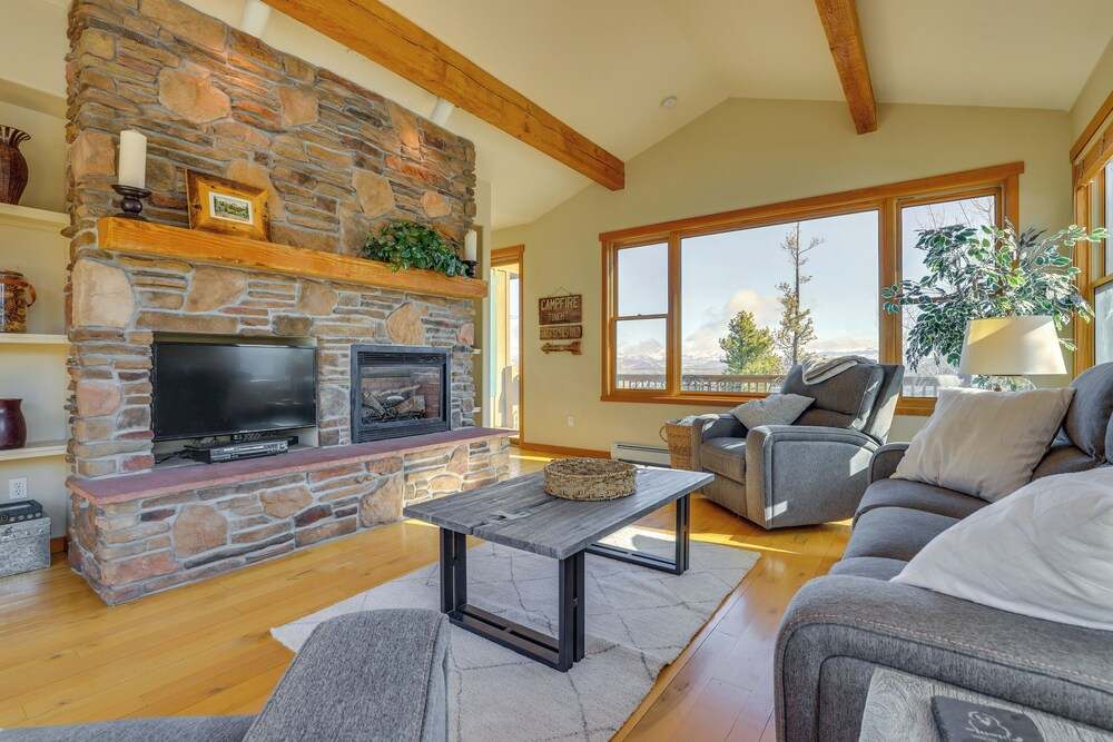 Private Hot Tub: Scenic Granby Vacation Rental!