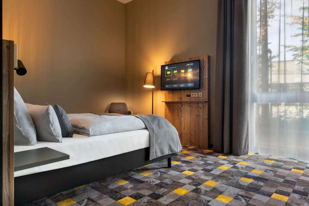 Holiday Inn - the niu, Timber Esslingen by IHG