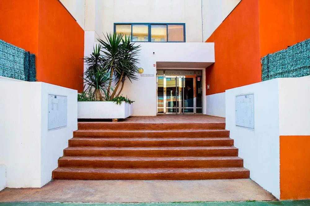 Apartamentos Adaria Vera
