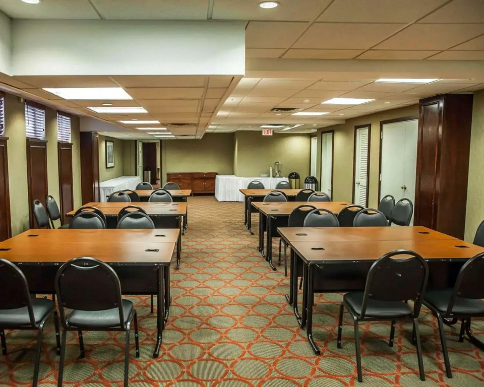 The Virginian Suites, an Ascend Collection hotel