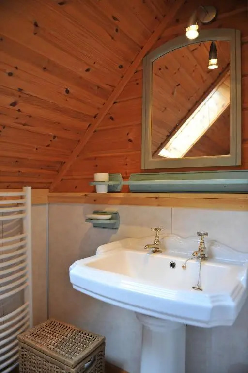 Ardlui Lochside Lodges