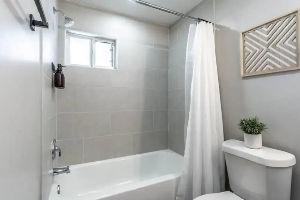 Stylish 1BR Urban Retreat