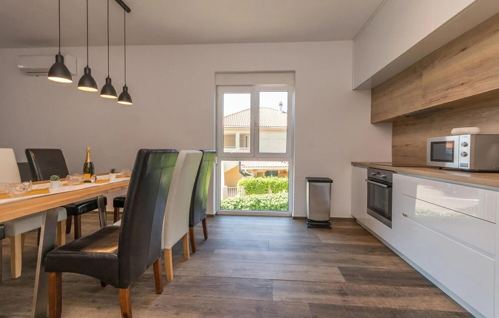Stunning Apartment in Turanj With Wifi and 3 Bedrooms