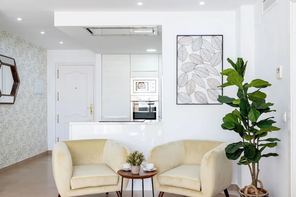 Fabulous 3BD Apartment in the Center of Marbella 2 Minutes From the Beach. Alonso de Bazan