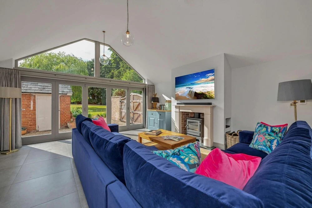 The School House - Luxury Home With Large Garden