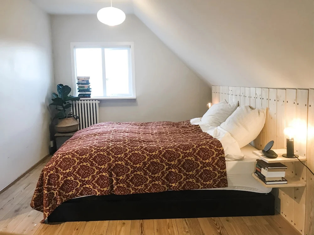 Apartment J10