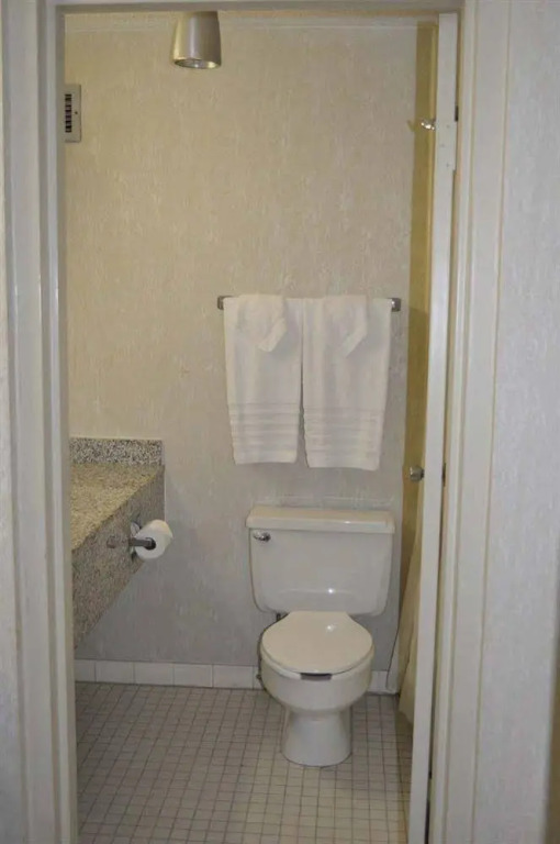 California Palms Hotel & Suites