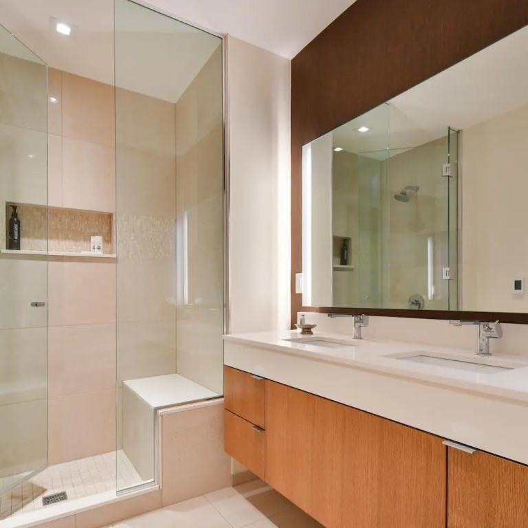 Lift Condo With Ski-in out w Village Access hot tub Fitness Center ski Rentals On-site