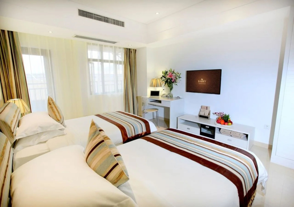 Yalong Bay Sanya Farinn