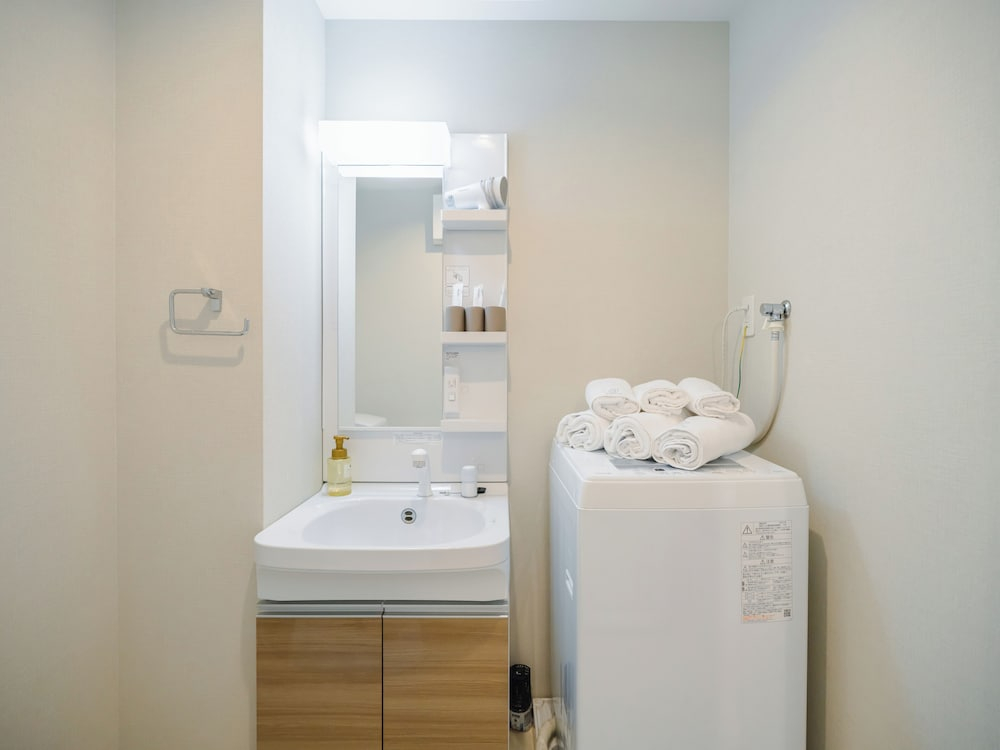 SR Namba -Sanctuary Residence