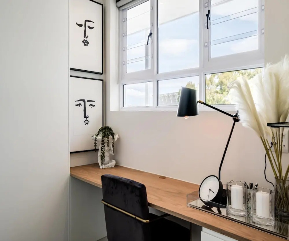 Magical Apartment w Uninterrupted Ocean Views Mouille Views