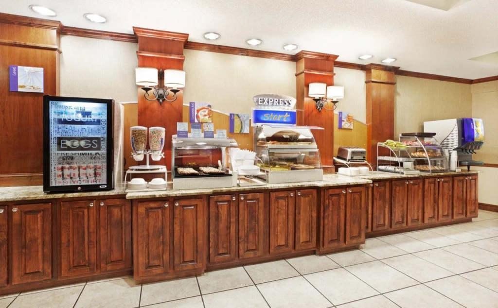 Holiday Inn Express & Suites Sylva - Western Carolina Area by IHG