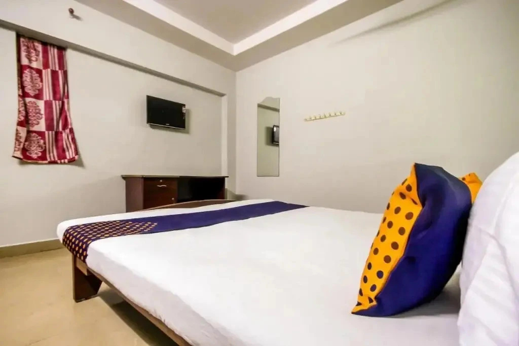 Raahila Lodge by OYO Rooms