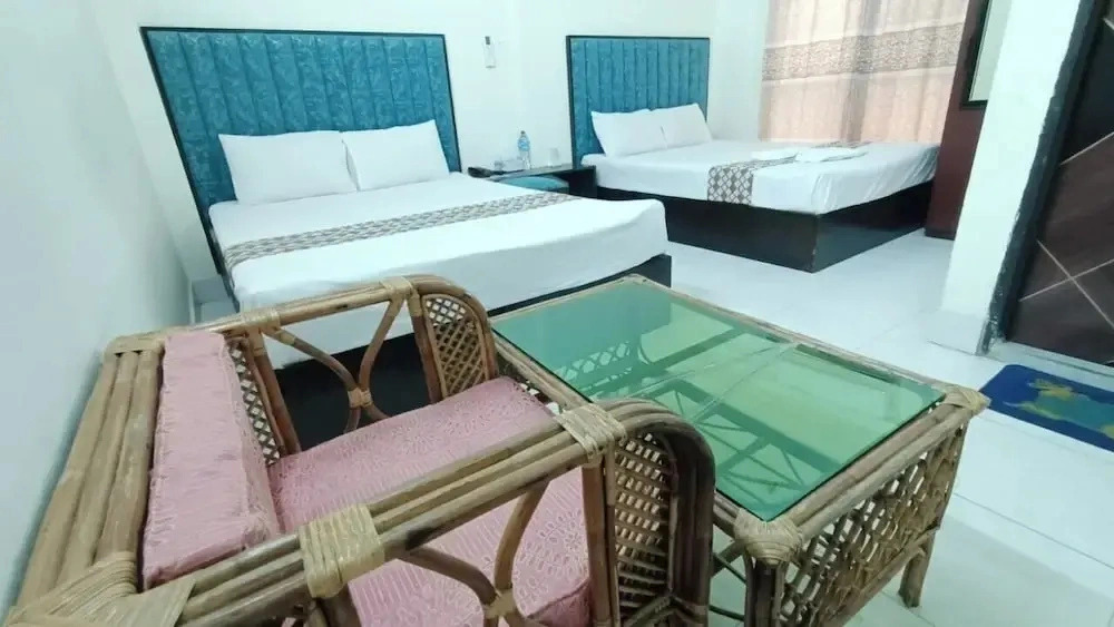 Hotel Grand Shah Kamal