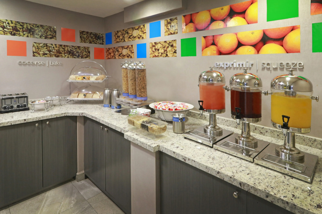 Hampton Inn Monterrey-Airport