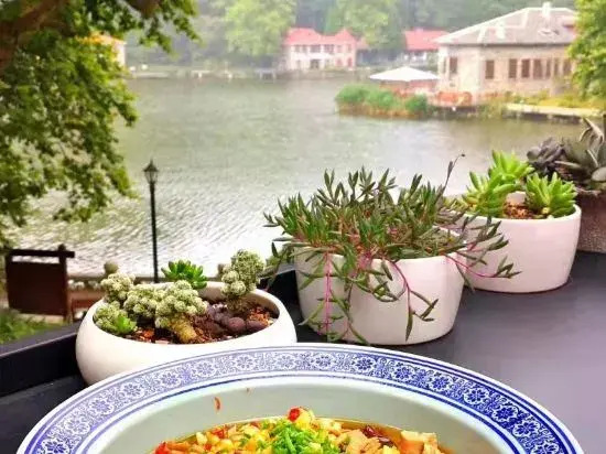 Lushan jiujubushe House