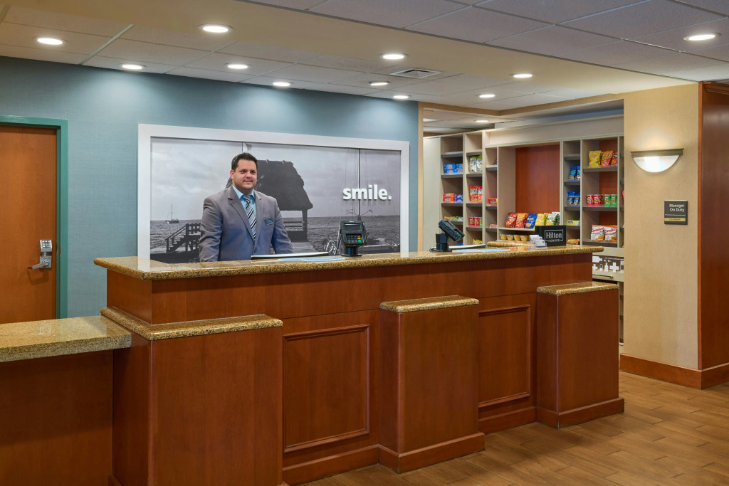 Hampton Inn & Suites Providence / Smithfield