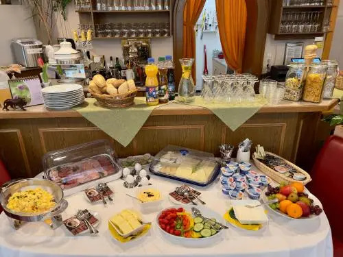 Traditionsgasthaus Goldener Löwe Riesa Restaurant & Pension