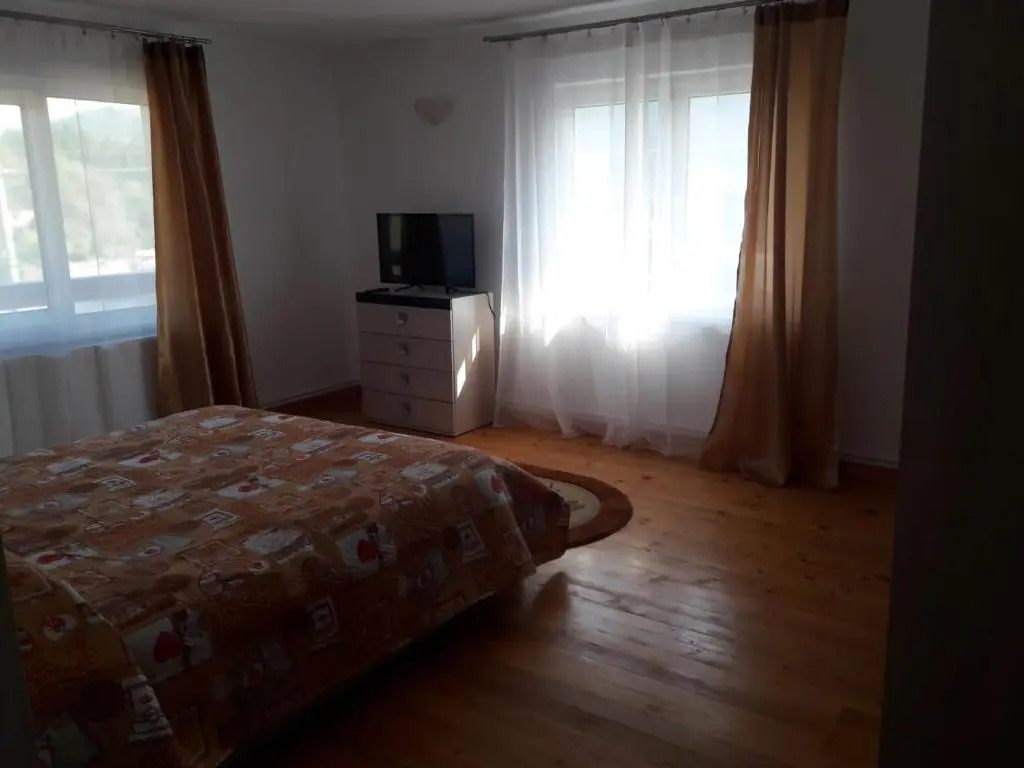 Complex de Pensiuni Si Casute la Munte1