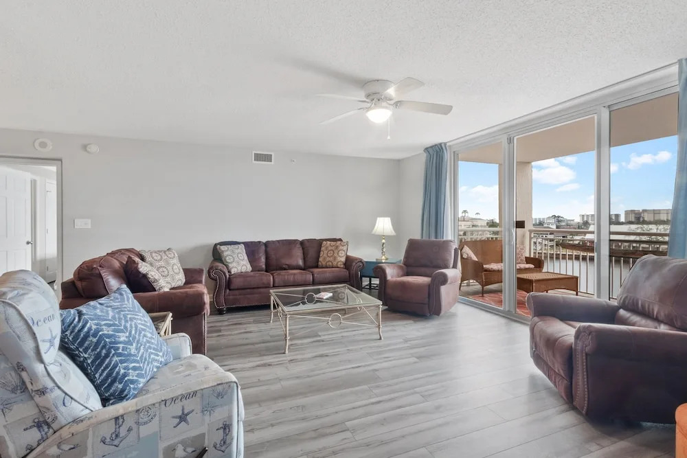 Yacht Club Villas #2-504 4 Bedroom Condo by RedAwning