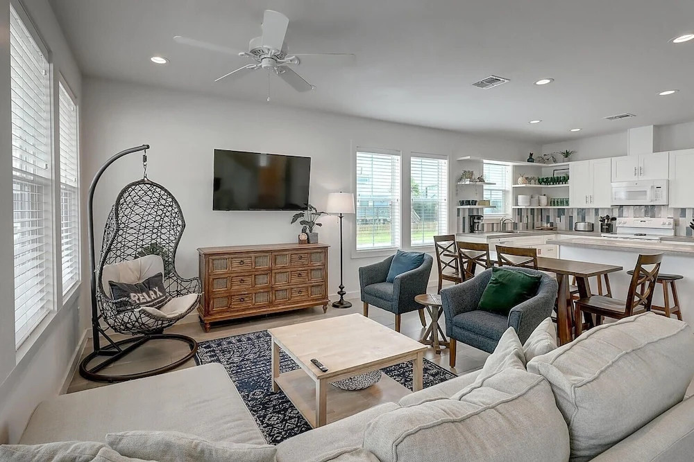Shorely Goodness Mv1c 3 Bedroom Condo by Redawning