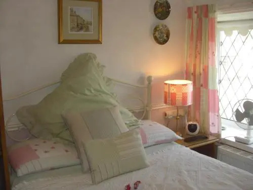 Rose Cottage Bed & Breakfast
