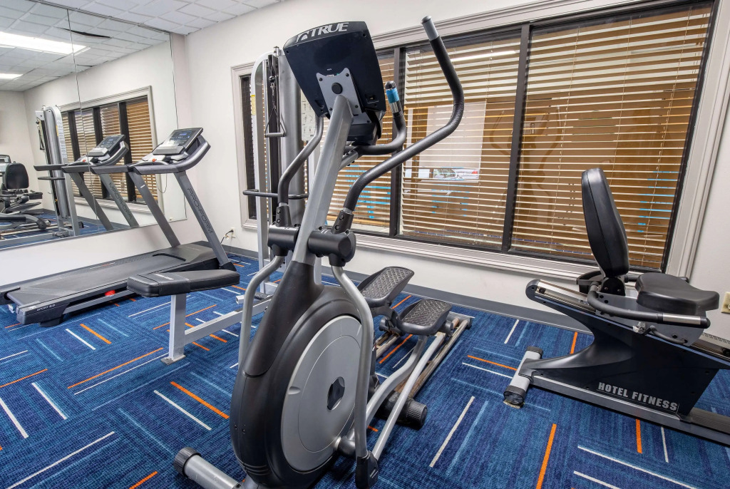 Wingate by Wyndham Lafayette Airport