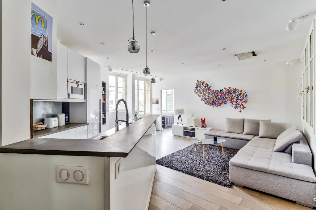 Modern & Bright Flat in Le Marais - An Ecoloflat