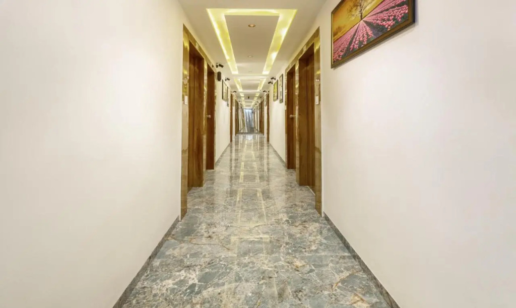 Itsy Hotels Signature, Nehru Nagar