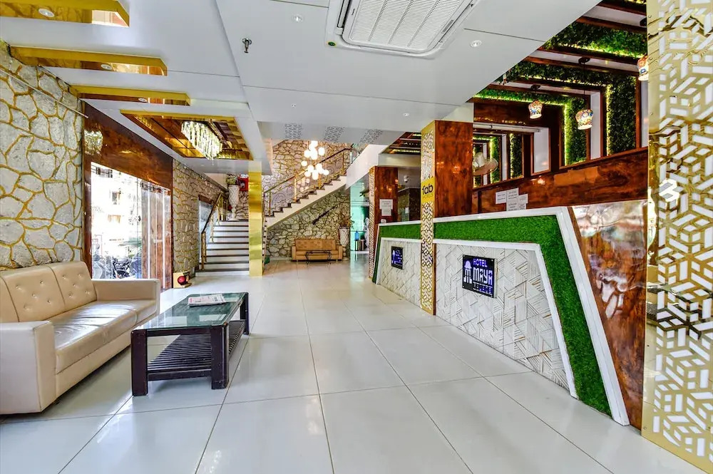 Hotel Maya Palace