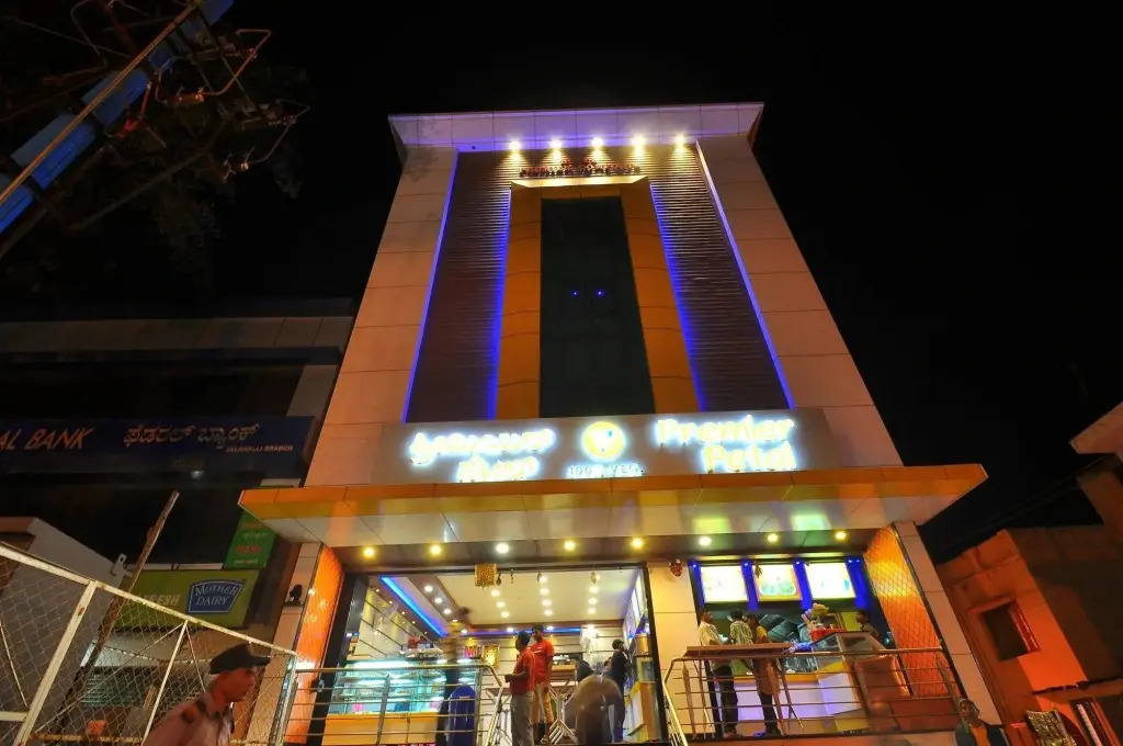 Hotel Premier Comforts
